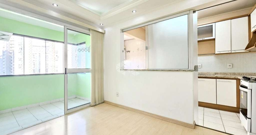 Apartamento à venda - 2 dormitórios, 65m² - Semi mobiliado - Sacada com churrasqueira - Centro de Canoas RS