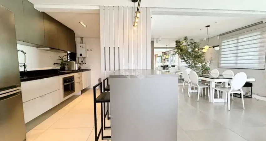 Apartamento com 3 dormitórios, transformado em 2, 2 suítes, no bairro Marechal Rondon, próximo ao Parkshopping Canoas. Aceita Financiamento.
