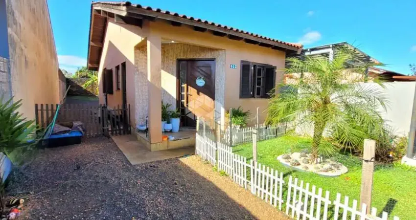 Casa à venda no Bairro Olaria em Canoas - 2 dormitórios, 3 vagas, com financiamento e uso de FGTS