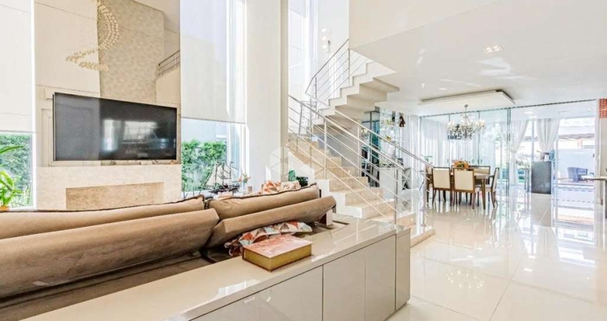 Sobrado mobiliado à venda no condomínio Villagio Firenze - Cachoeirinha RS - 4 suítes, 305m² privativos - Aceita financiamento