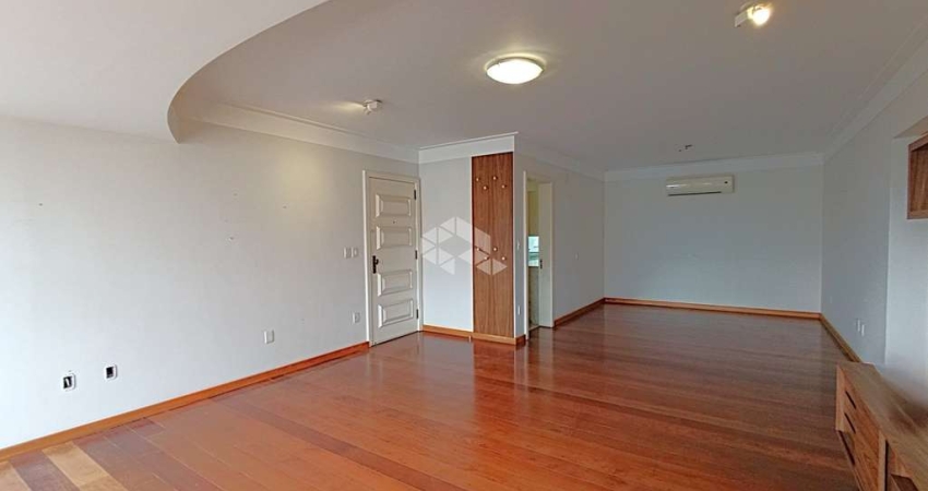 Apartamento 3 dormitórios, 186 metros quadrados, suíte, 3 banheiros, 3 vagas, e cozinha mobiliada bairro Centro, em Novo Hamburgo.
