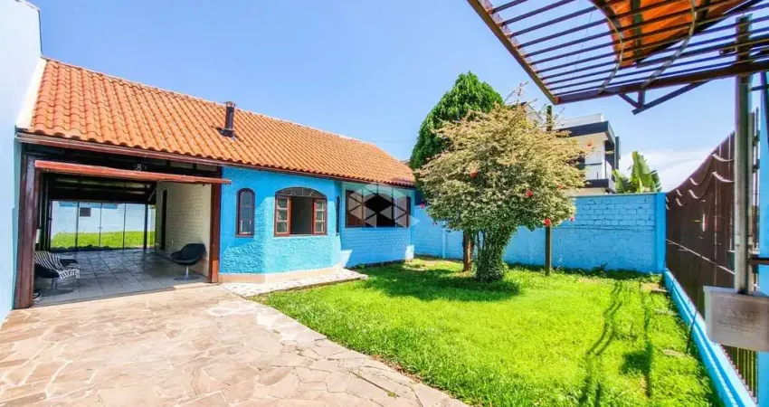 Casa de 2 dormitorios, 3 vagas de garagem no centro de nova santa rita