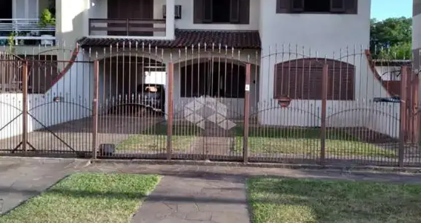 Casa com 4 quartos à venda na Rua Primeiro de Maio, 671, Niterói, Canoas