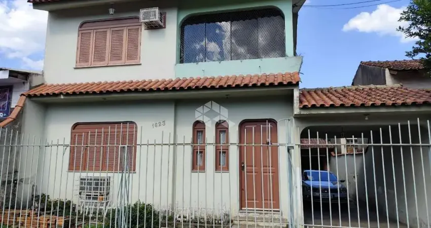 Casa com 3 dormitorios e  suite no bairro Estância Velha Canoas