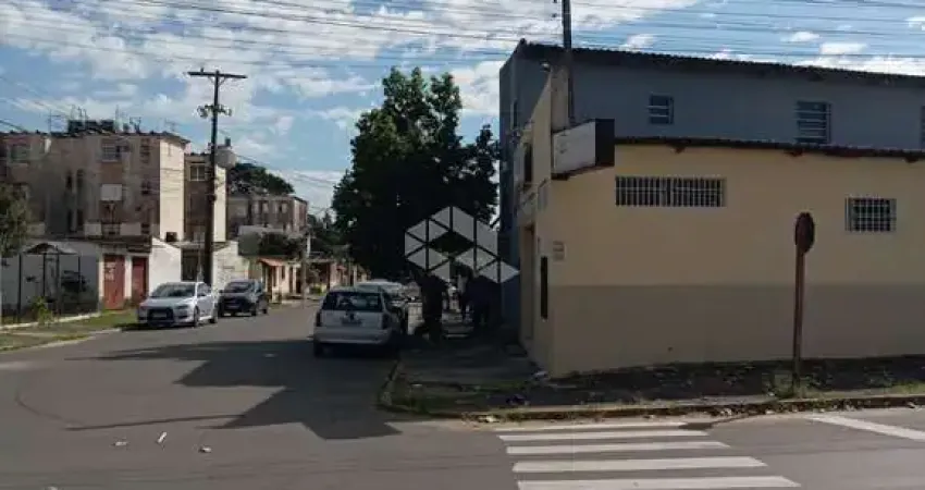 Prédio Comercial de Esquina no setor 5 do Bairro Guajuviras - Canoas/RS