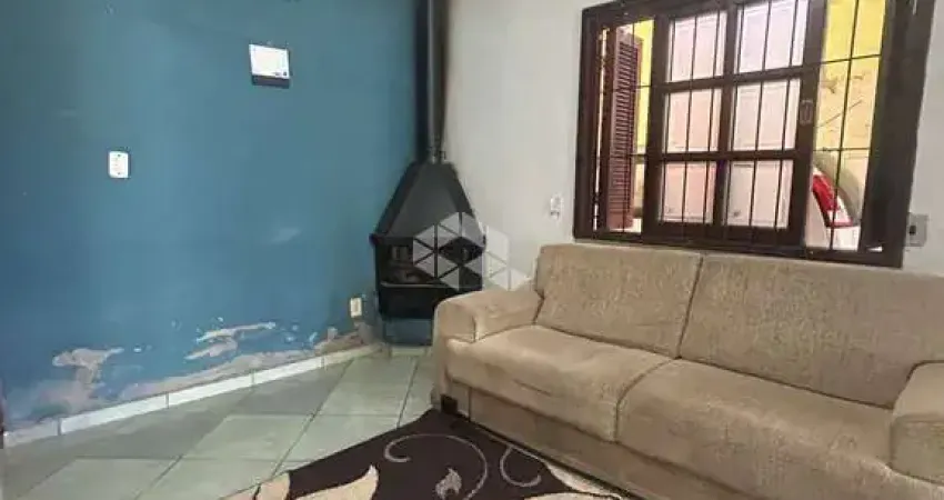 Casa de Alvenaria com 11 peças , com pátio,3 dormitórios 3 vagas, Nova Estância em Canoas/RS.