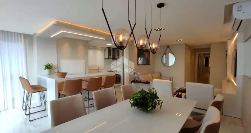 Apartamento de alto padrão à venda no Centro de Capão da Canoa com 3 quartos (1 suíte)