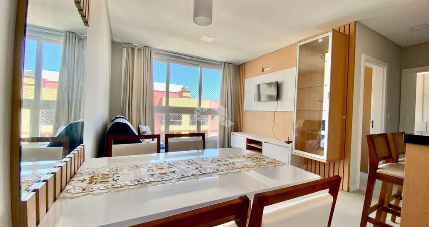 Apartamento 2 quartos com suite, sacada de frente, mobiliado