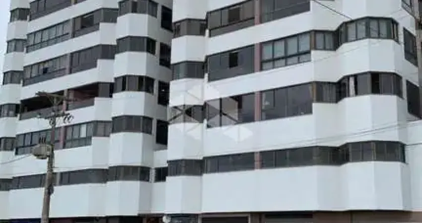 Apartamento à venda no Centro de Capão da Canoa com 2 quartos (1 suíte)