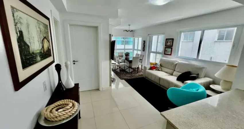 Apartamento com Vista para o Mar no Bairro Navegantes, Com Infraestrutura Completa