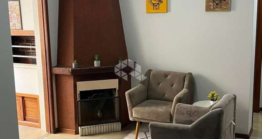 Apartamento de 1 dormitório, com lareira, sacada, Centro, Capão da Canoa.