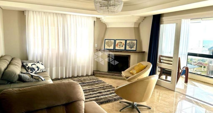 Apartamento beira mar, com 4 dormitórios sendo 2 suítes de frente  em Capão da Canoa!!!