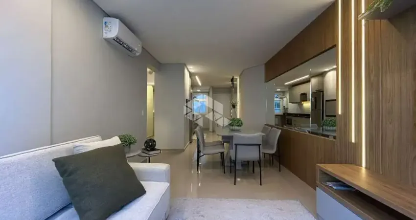 Apartamento mobiliado à venda em Capão da Canoa , 2 dormitórios com suíte, lazer completo e a poucos metros do mar!
