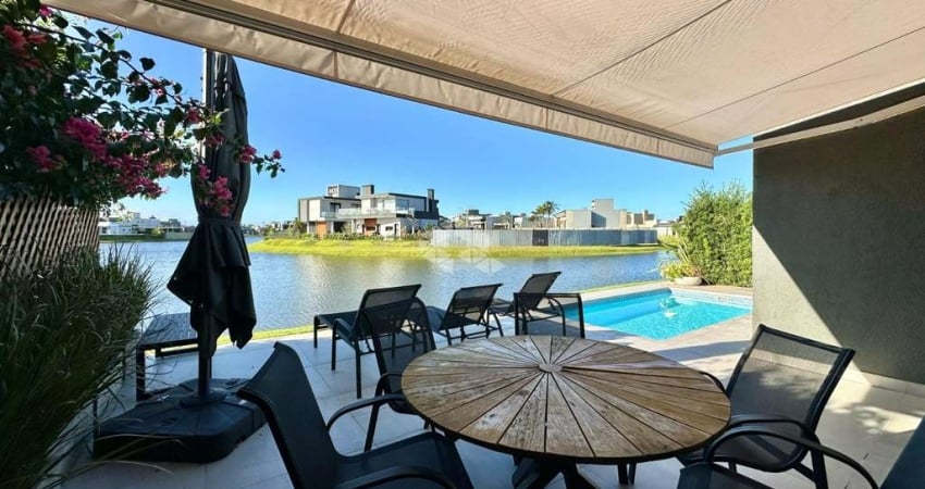 Casa em Condominio Beira Lago mobiliada e decorada