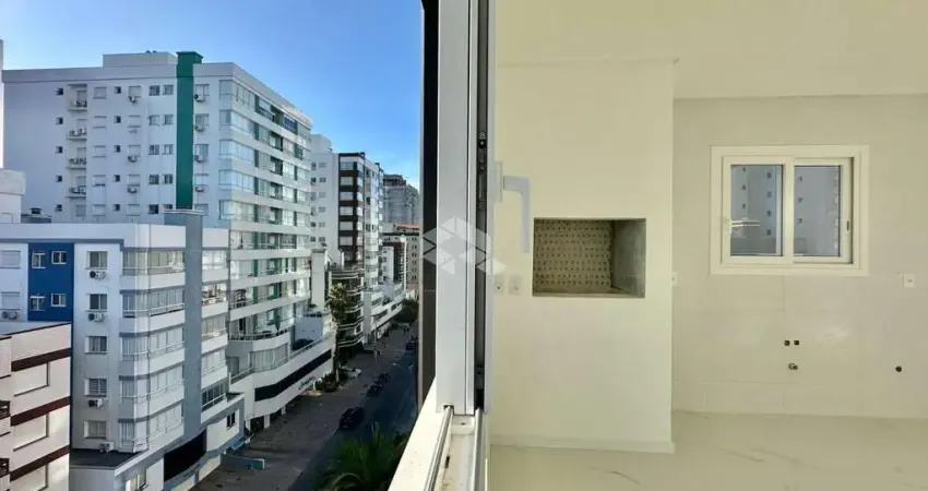 APARTAMENTO COM 2 DORMITÓRIOS SENDO 1 SUÍTE  COM SACADA DE FRENTE E  INFRA!!!!