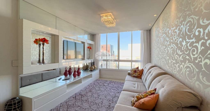 Apartamento de 3 Dormitórios Frente Mar no Bairro Navegantes, 100% Mobiliado, Climatizado, com 2 Vagas e Infraestrutura Completa de Lazer em Edifício