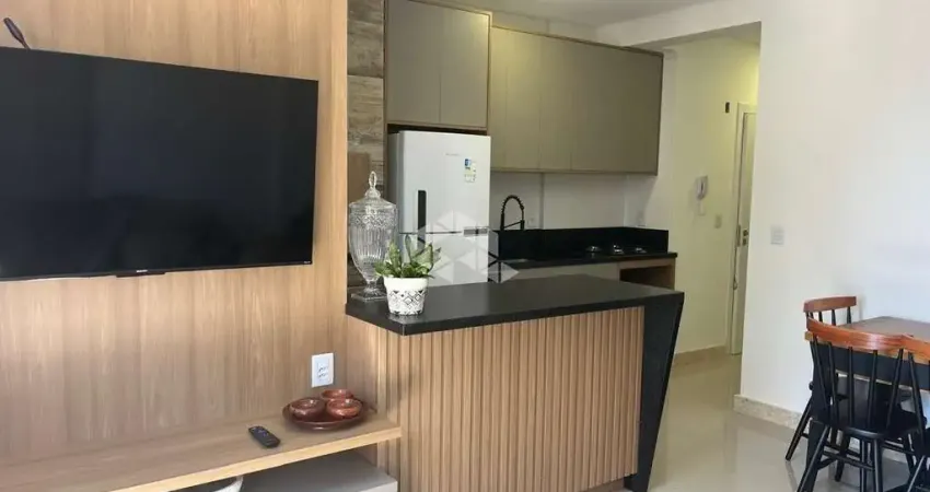 Sofisticação e vista para o pôr do sol: apartamento novo com 2 dormitórios  com suíte no centro de capão da canoa.