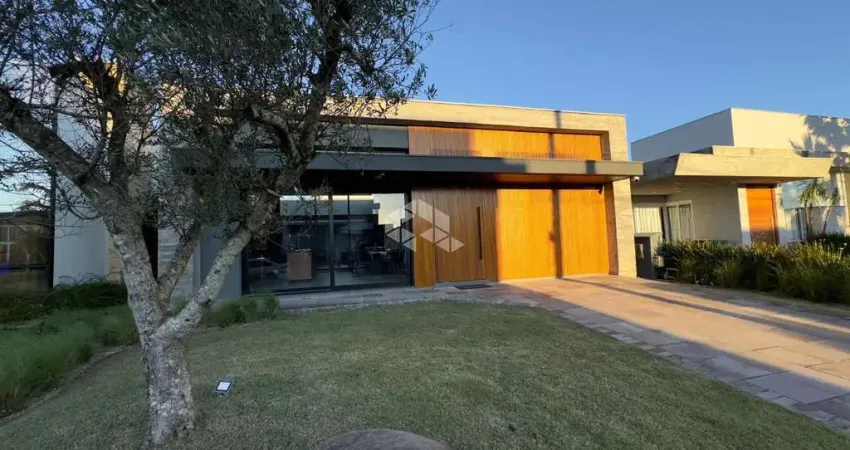 Casa com 4 dormitórios, sendo os 4 suítes, 192m², condomínio fechado, mobiliada