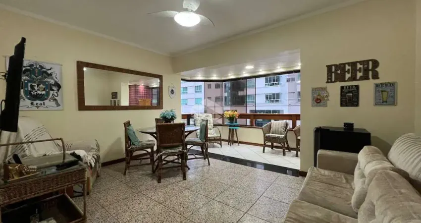 Apartamento de 2 dormitórios + dependência de empregada completa, mobiliado com box/vaga de garagem na zona nova em capão da canoa