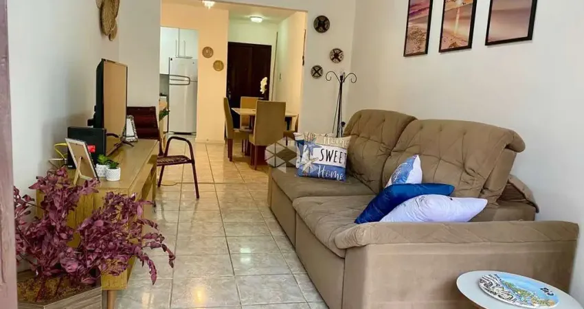 Apartamento 2 dormitórios, frente com sacada,83m²,vista liberada,Centro,Capão da Canoa