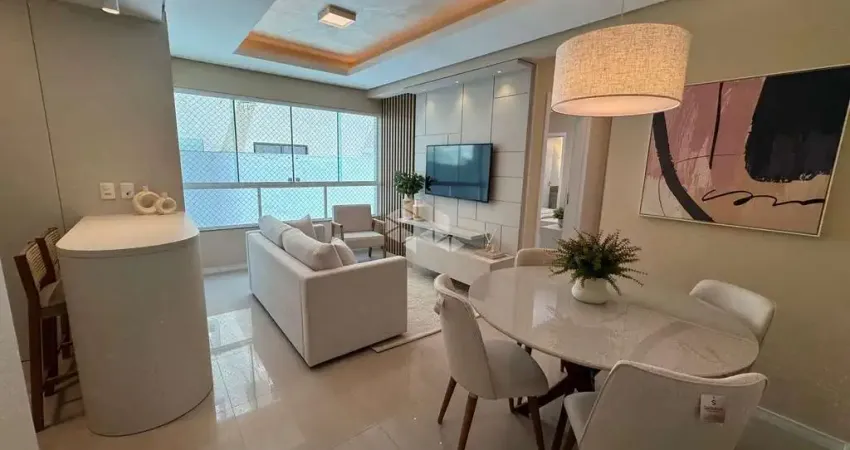 Apartamento de 2 dormitórios/quartos, mobiliado com box/vaga de garagem na Zona Nova em Capão da Canoa