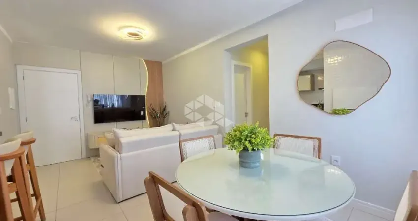 Apartamento de 2 dormitórios 1 suíte mobiliado com sacada, churrasqueira e box/vaga de garagem em Capão da Canoa