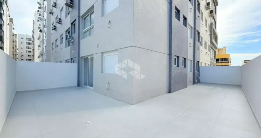 Apartamento 2 suítes + lavabo, com terraço em L totalizando 146,01m² privativos e vaga de garagem no bairro Navegantes em Capão da Canoa