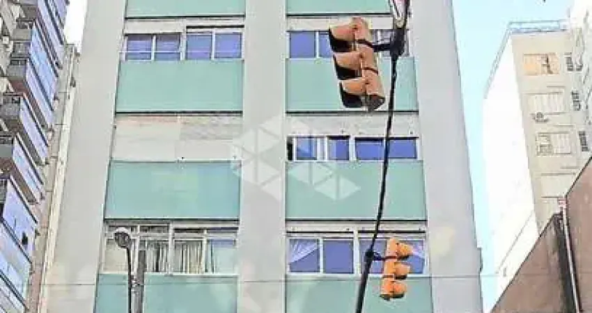 ESPAÇOSO 3 DORMITÓRIOS, SUITE E VAGA ENTRE O SHOPPING TOTAL E A REDENÇÃO