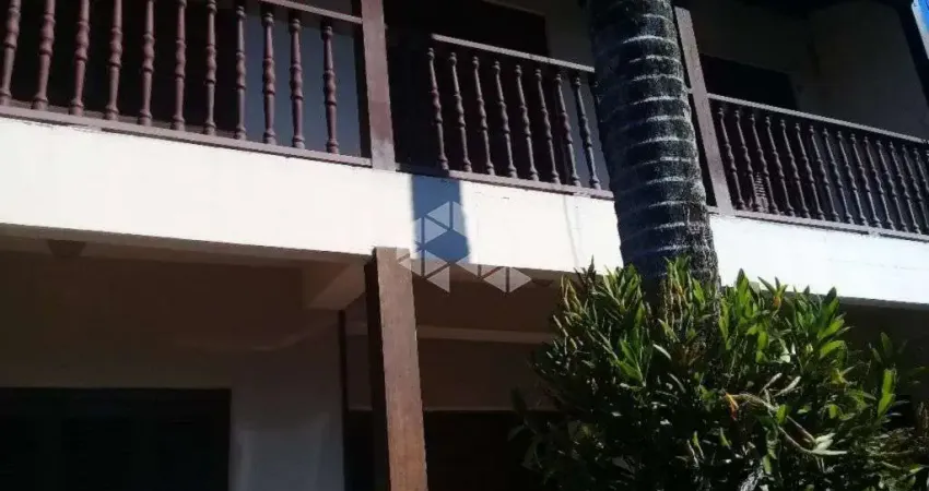 Casa com 3 quartos à venda na Avenida Alberto Pasqualini, 347, Jardim Itu Sabará, Porto Alegre
