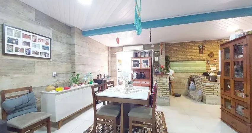 Casa com 3 quartos à venda na Rua Martim Ferreira de Carvalho, 374, Sarandi, Porto Alegre