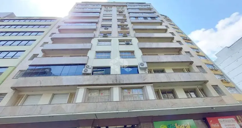 Conjunto/Sala comercial com 95m², de frente para Rua Andrade Neves, com sacada.