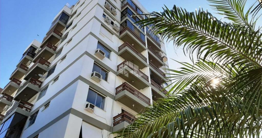 APARTAMENTO À VENDA NO BAIRRO MENINO DEUS, EM ANDAR ALTO E COM VAGA DE GARAGEM