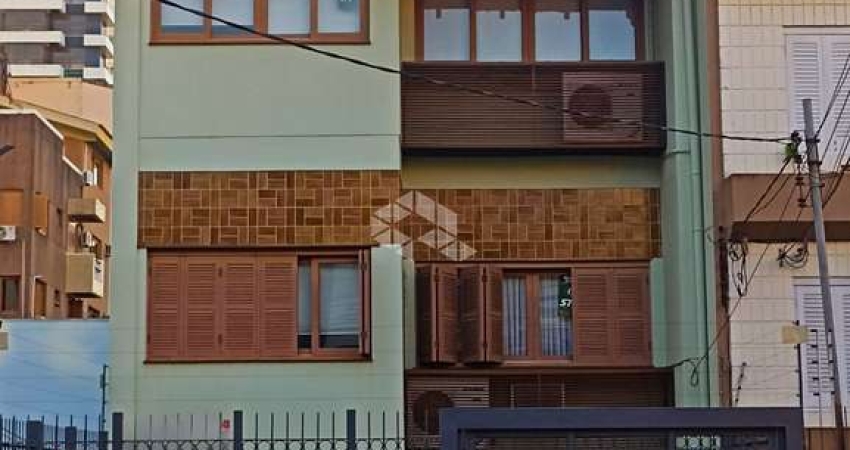 CASA 440M² EM PETRÓPOLIS PARA RESIDÊNCIA, COMÉRCIO OU MIXTO