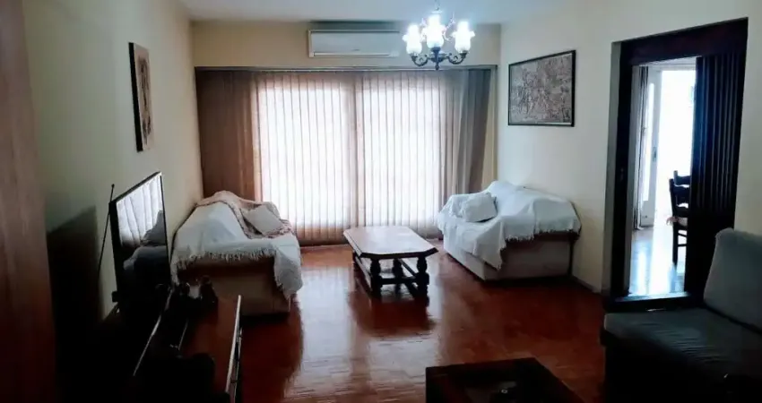 Apartamento  de 184 m², três dormitórios com garagem na pinto bandeira