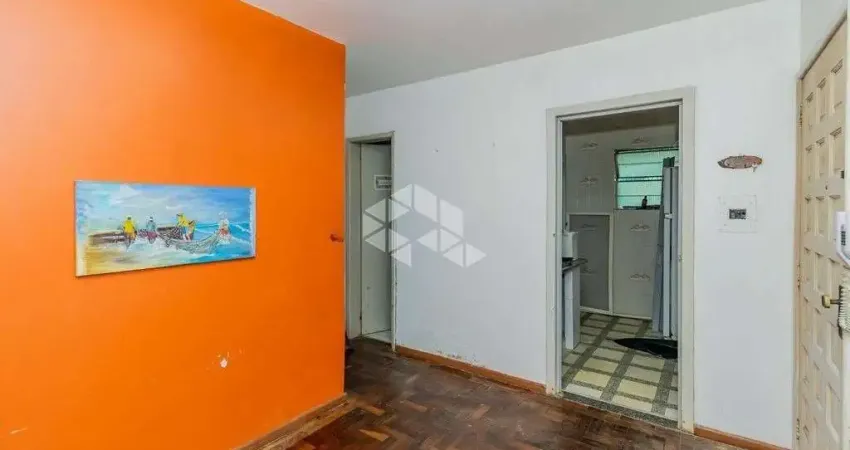 Apartamento térreo de dois dormitórios no bairro Cristal