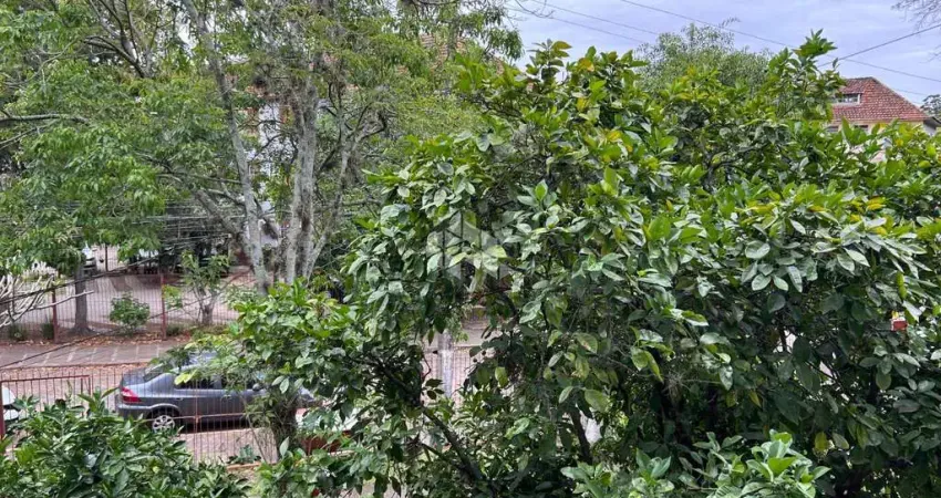 Apartamento com 2 quartos à venda na Rua Veranópolis, 623, Passo da Areia, Porto Alegre