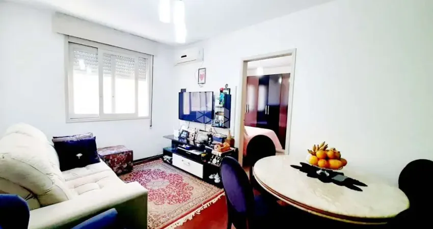 Apartamento reformado, com 1 dormitório, à venda no bairro santa fé