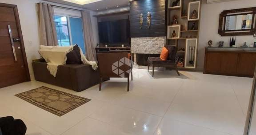 AMPLA RESIDENCIA NO LAGOS DE NOVA IPANEMA
