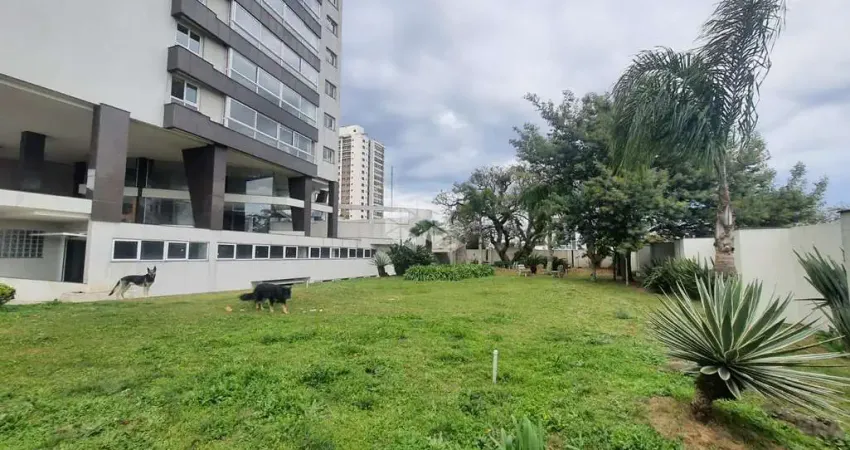 03 suítes sendo 01 máster (348m² privativos) no bairro de Lourdes em Caxias do Sul
