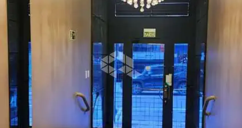 Lindo apartamento semimobiliado localizado no centro da 240 m²  de área privativa,