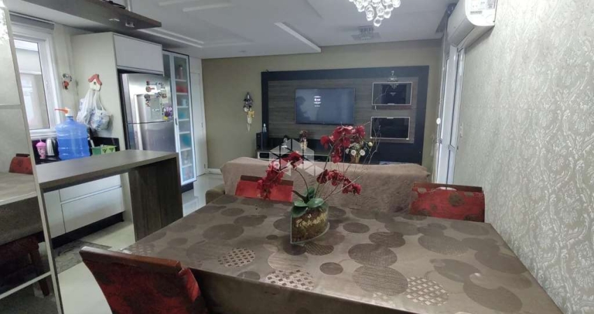 Apartamento de 02 dormitórios com suíte no bairro Pio X em Caxias do Sul