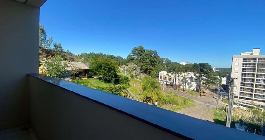 APARTAMENTO SEMIMOBILIADO NO BAIRRO COLINA SORRISO EM CAXIAS DO SUL