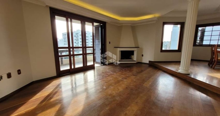APARTAMENTO SEMIMOBILIADO CENTRAL COM 04 DORMITÓRIOS, 02 VAGAS EM CAXIAS DO SUL