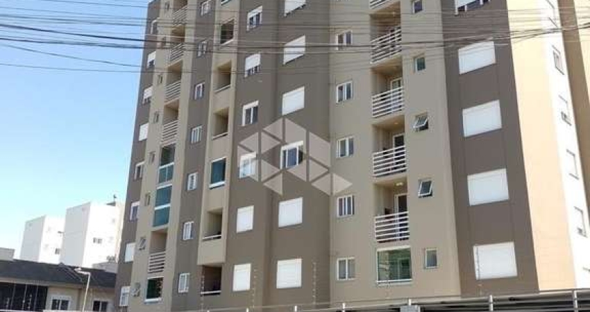 Apartamento de 02 dormitórios no bairro Vila Verde em Caxias do Sul.