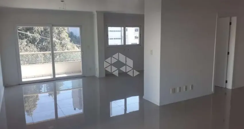 Apartamento 03 dormitórios sendo 01 suíte com hidromassagem, em Caxias do Sul no Bairro Sanvitto!!