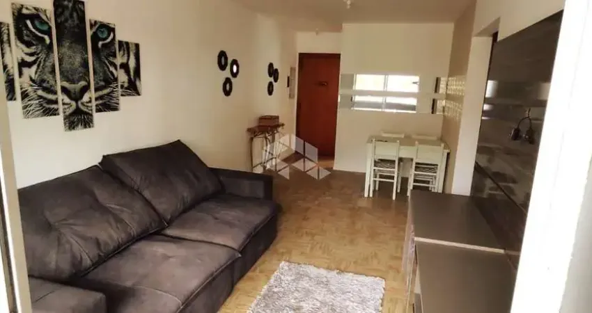 Apartamento semimobiliado de 02 dormitórios à venda no bairro Petrópolis, Caxias do Sul.