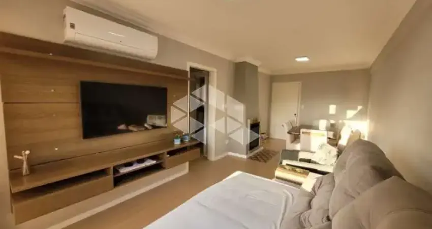Apartamento semimobiliado com 3 dormitórios sendo 1 suíte e 1 vaga no bairro Exposição em Caxias do Sul