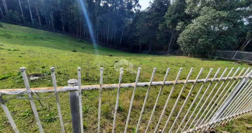 Chácara em Forqueta,  com 4000 m2 , casa, água, luz, internet. 5 minutos do centro de Forqueta