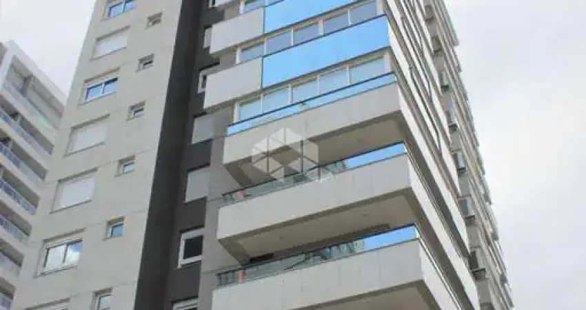 Apartamento de 03 Suítes  no Bairro Madureira em Caxias do Sul .