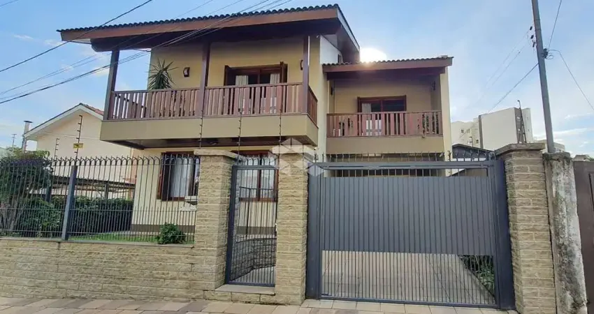 CASA OPÇÃO DE 02 MORADIAS DISTINTAS NO BAIRRO BELA VISTA EM CAXIAS DO SUL